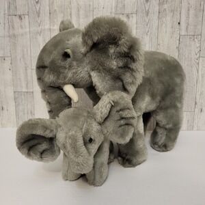 Vintage 1979 R Dakin Elephant Mother and Baby Plush Stuffed Animal Grey 14 inch